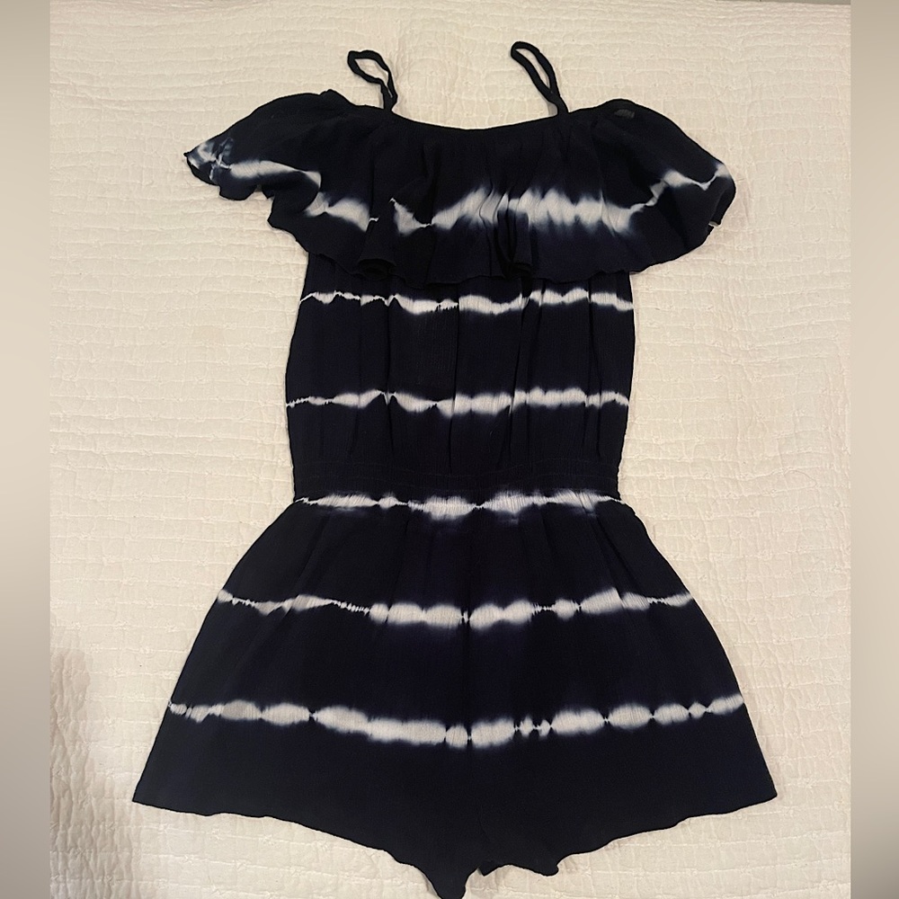 T2Love Inc Girls ruffle romper smocking waist size 12 navy/white tie dye detail